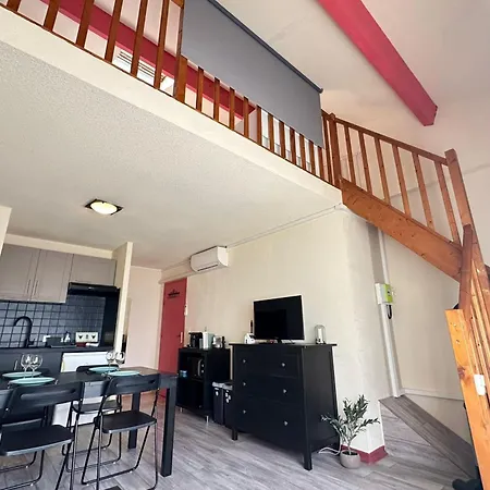 Lägenhet Le Petit Marius Duplex Climatise Avec Parking Au Grau-du-roi