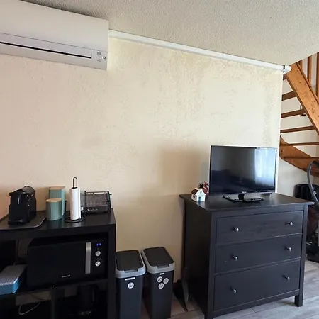 Le Petit Marius Duplex Climatise Avec Parking Au Grau-du-roi 公寓